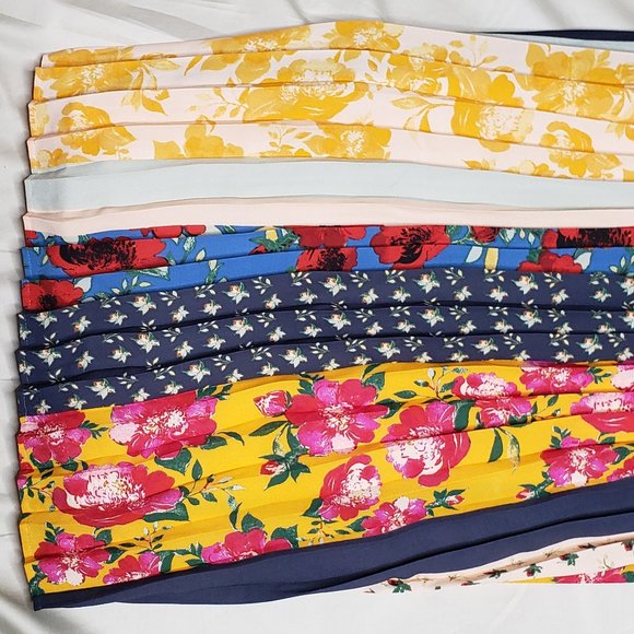 ⚘HOST PICK⚘Anthropologie Pleated Wide Leg Floral Pants - Picture 8 of 9